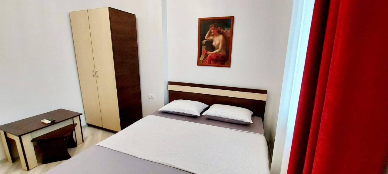 Casa Elenis Hotel เอโฟรีเอซูด ภายนอก รูปภาพ